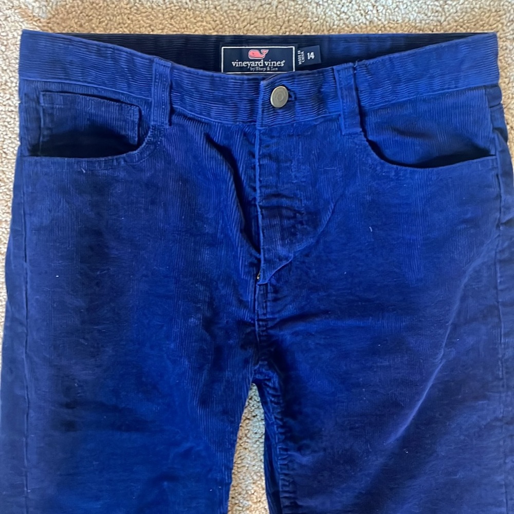 Vineyard Vines Boys Cords - navy blue. Excellent barely used condition. Size 14.